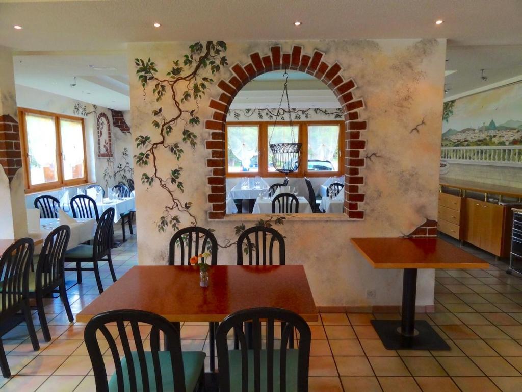 Hotel Ahorni Oberwald Extérieur photo